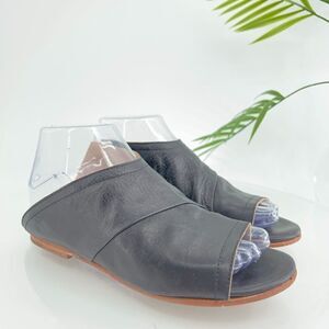 Baske California Womens Size 6 Black Leather Sandals Slip On Shoes Open Toe Flat